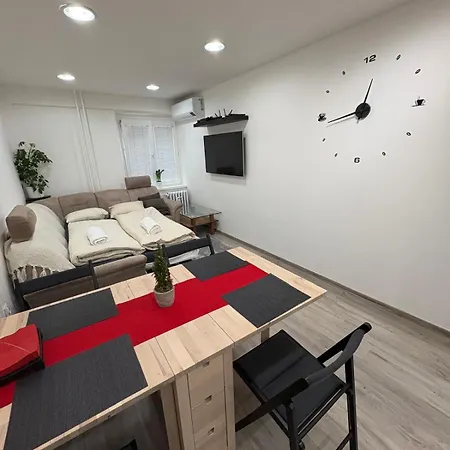 Apartmán In Greater Downtown Area *